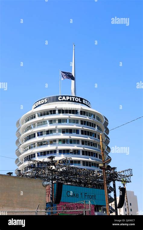 1735 vine st los angeles ca|capitol records building in la.